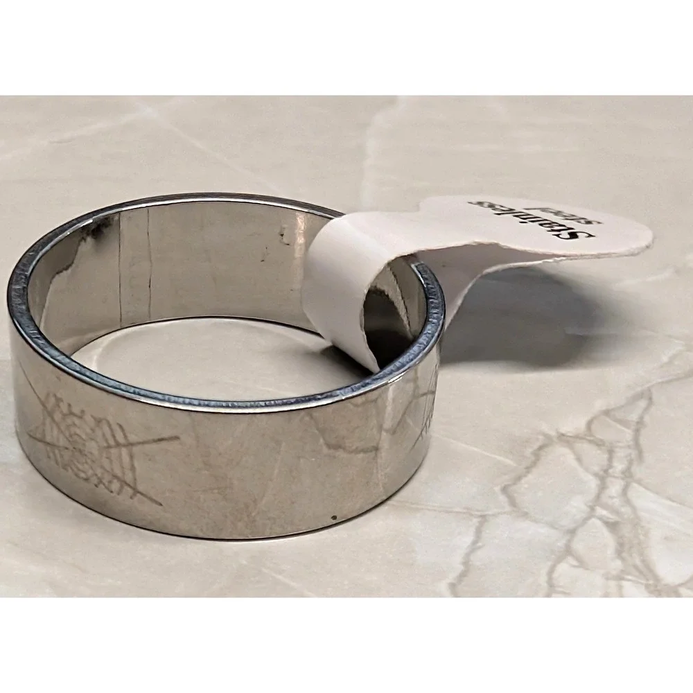 NEW Stainless Steel Spider Web Band Ring Size 8.75 Silver Tone Etched Gothic Emo